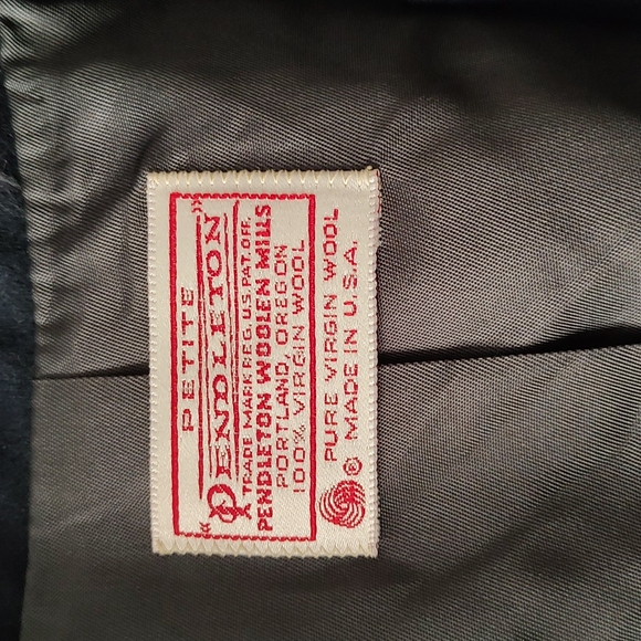 💙 Vintage NWT Pendleton Brand Women's Petite Virgin Wool Blazer, Navy, 12 - Picture 7 of 8